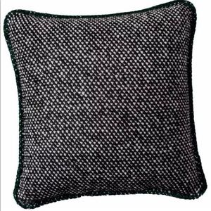 Hearth & Hand Accents - Hearth & Hand Magnolia Wool Tweed Throw Pillow Hearth & Hand Accents - Hearth & Hand Magnolia Wool Tweed Throw Pillow
